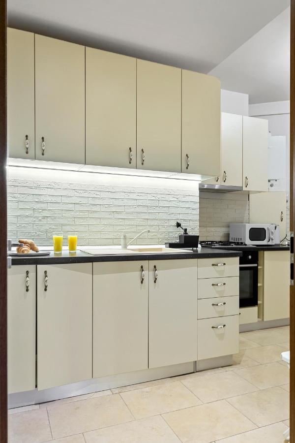 City Heart Retreat Elegant Apartment Bükreş Dış mekan fotoğraf
