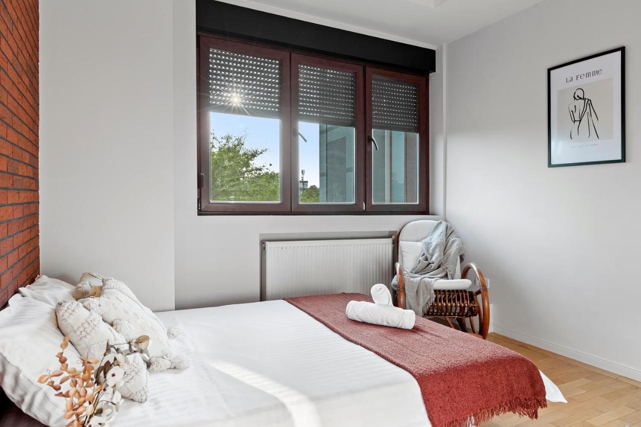 City Heart Retreat Elegant Apartment Bükreş Dış mekan fotoğraf