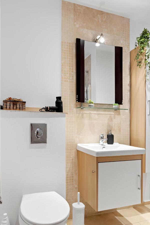 City Heart Retreat Elegant Apartment Bükreş Dış mekan fotoğraf